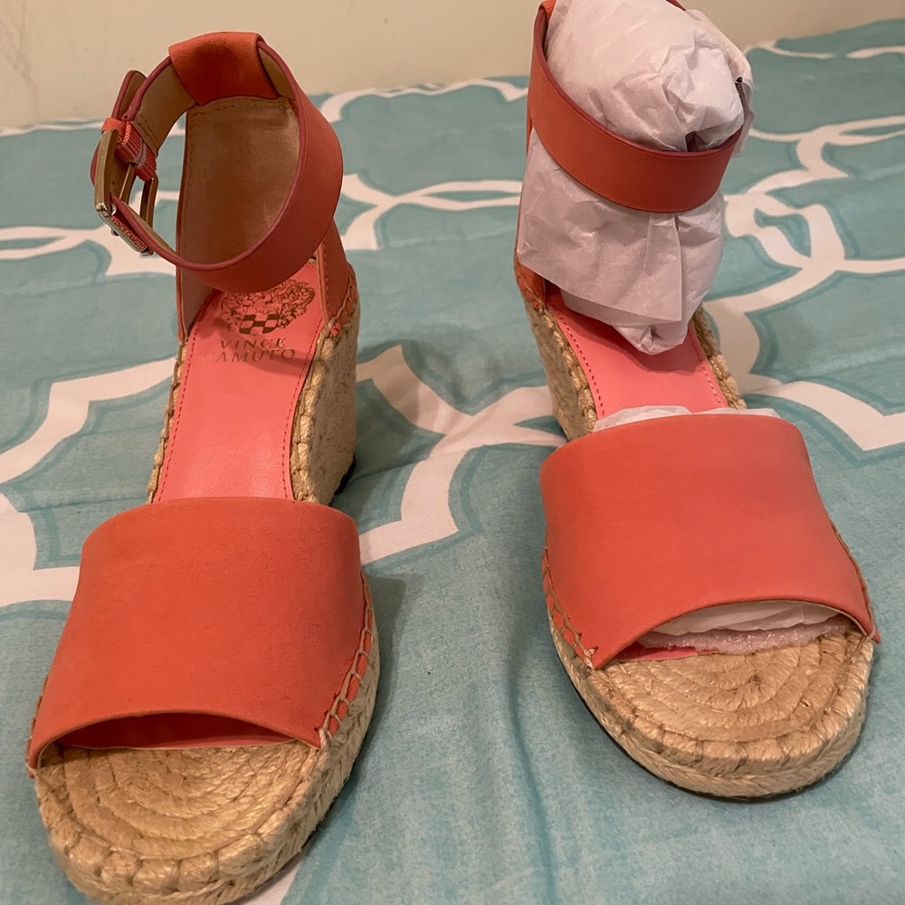 Vince Camuto Wedges